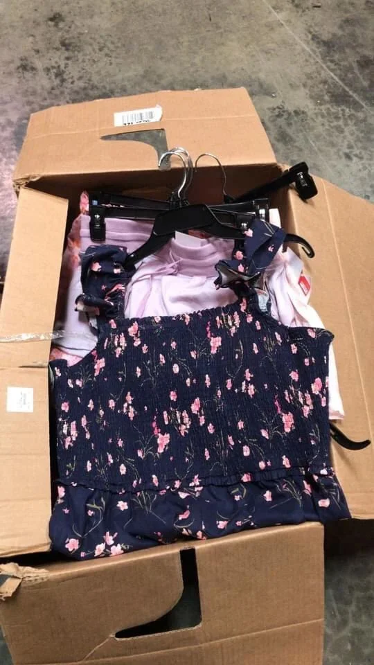 Northstorm clothing pallets - Image 2