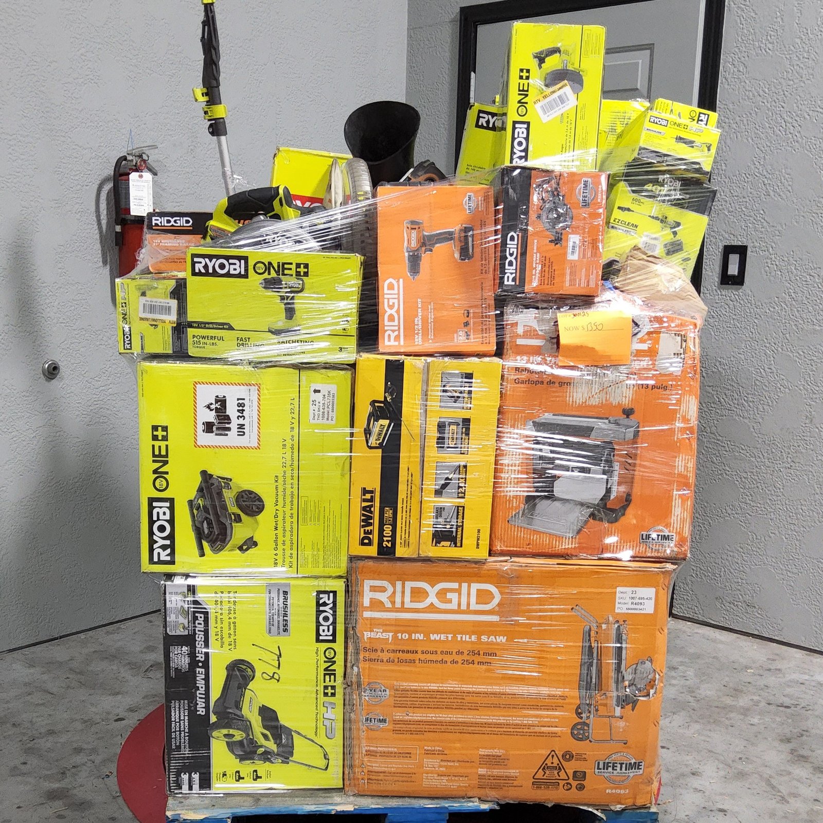 MIXED TOOL PALLET – LOT ID: 300125 100% Tested and Working (WITH BATTERIES AND CHARGERS)