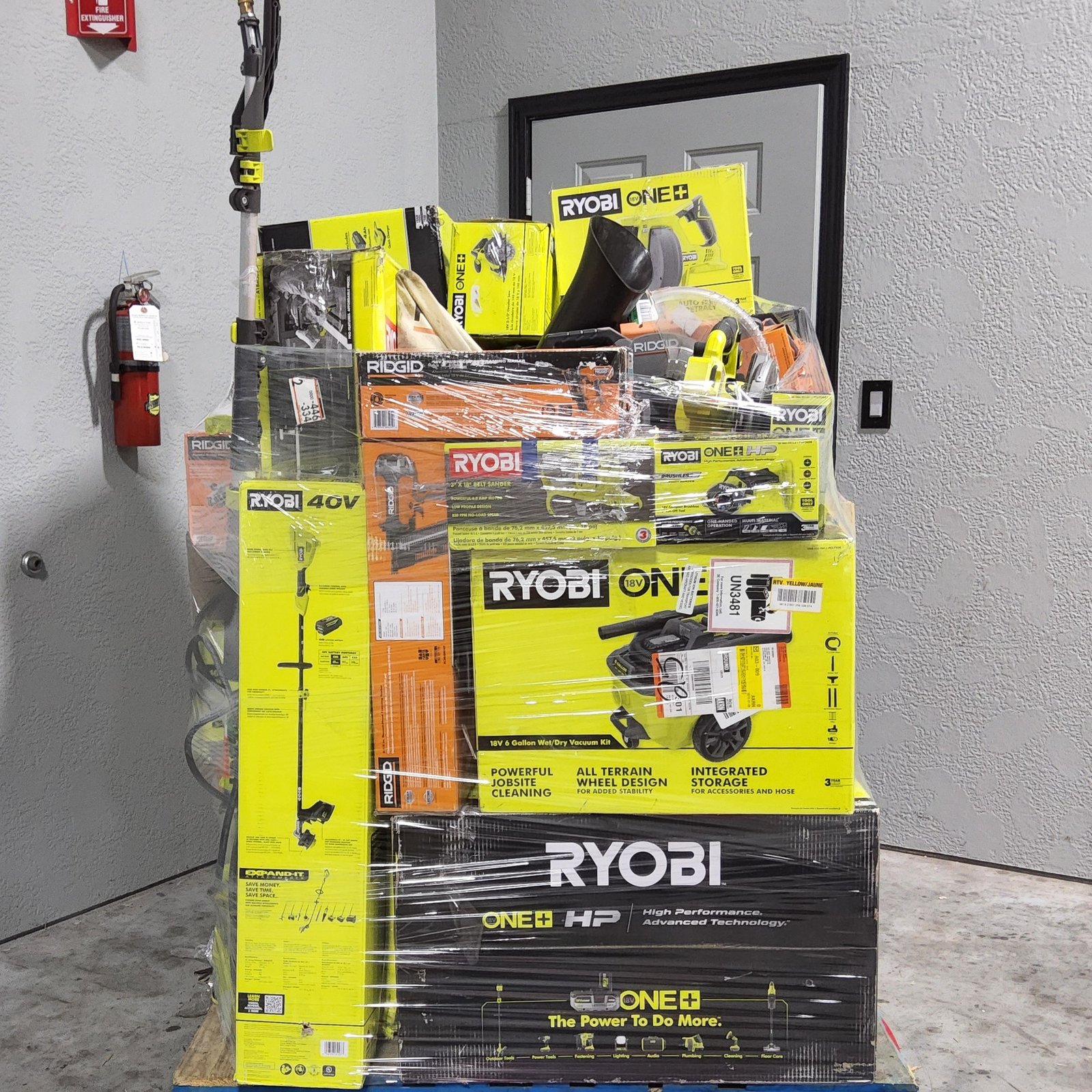 MIXED TOOL PALLET – LOT ID: 300125 100% Tested and Working (WITH BATTERIES AND CHARGERS) - Image 4