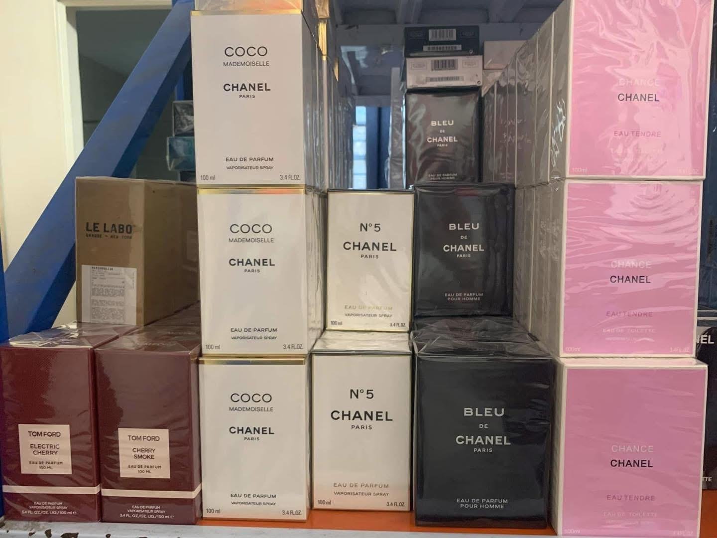 WHOLESALE MIXED PERFUME PALLET - Image 30