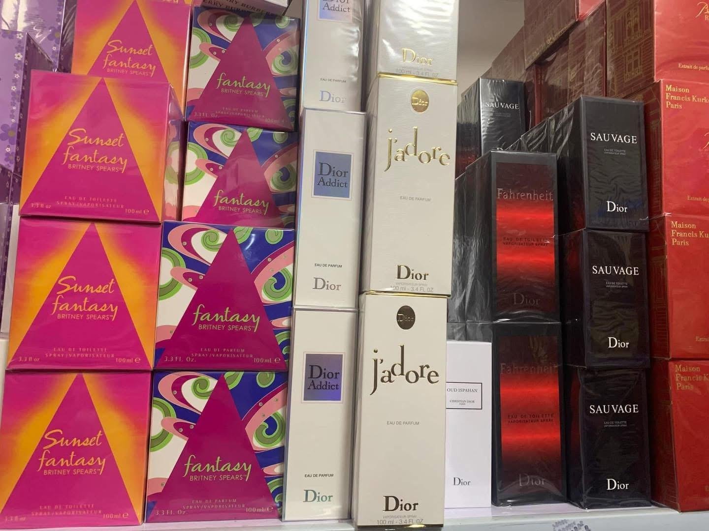 WHOLESALE MIXED PERFUME PALLET - Image 27