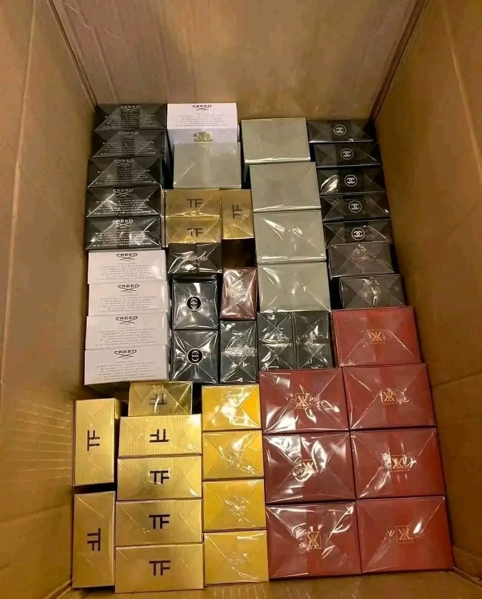 WHOLESALE MIXED PERFUME PALLET - Image 23